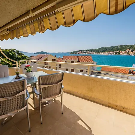 Appartamento Bili Galeb Tisno