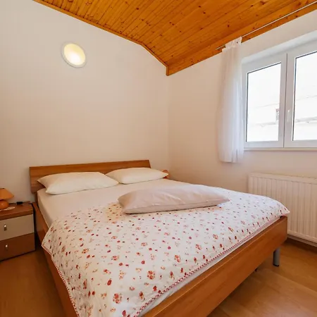 Bili Galeb